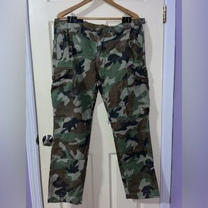 Polo Ralph Lauren Men’s Camouflage Cargo Pants